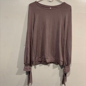 Woman’s tresics flowy long sleeve shirt